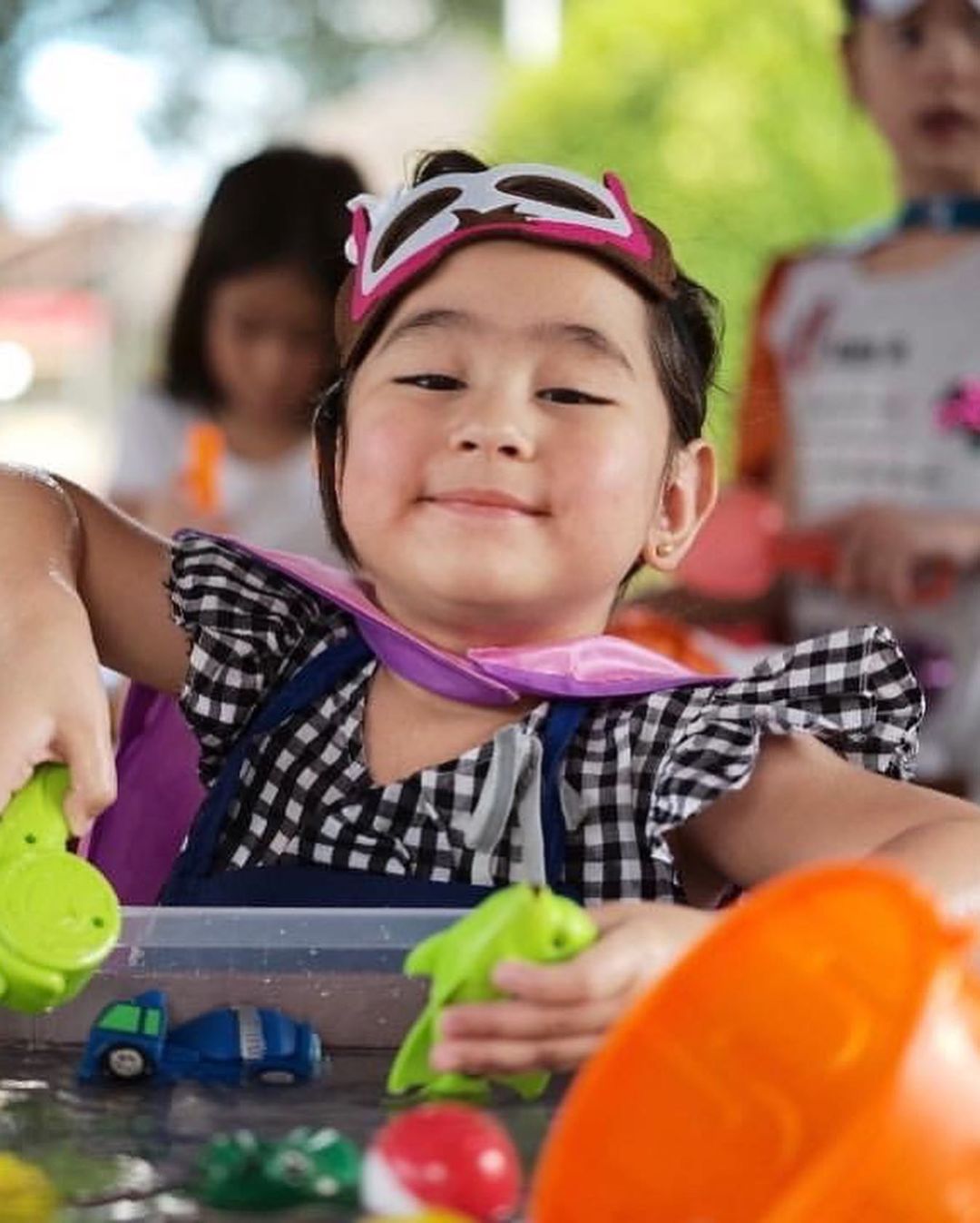 Scarlet Snow masked costume