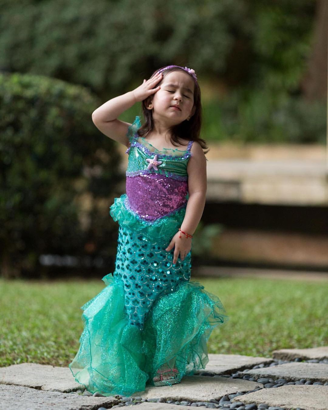Scarlet Snow as Ariel