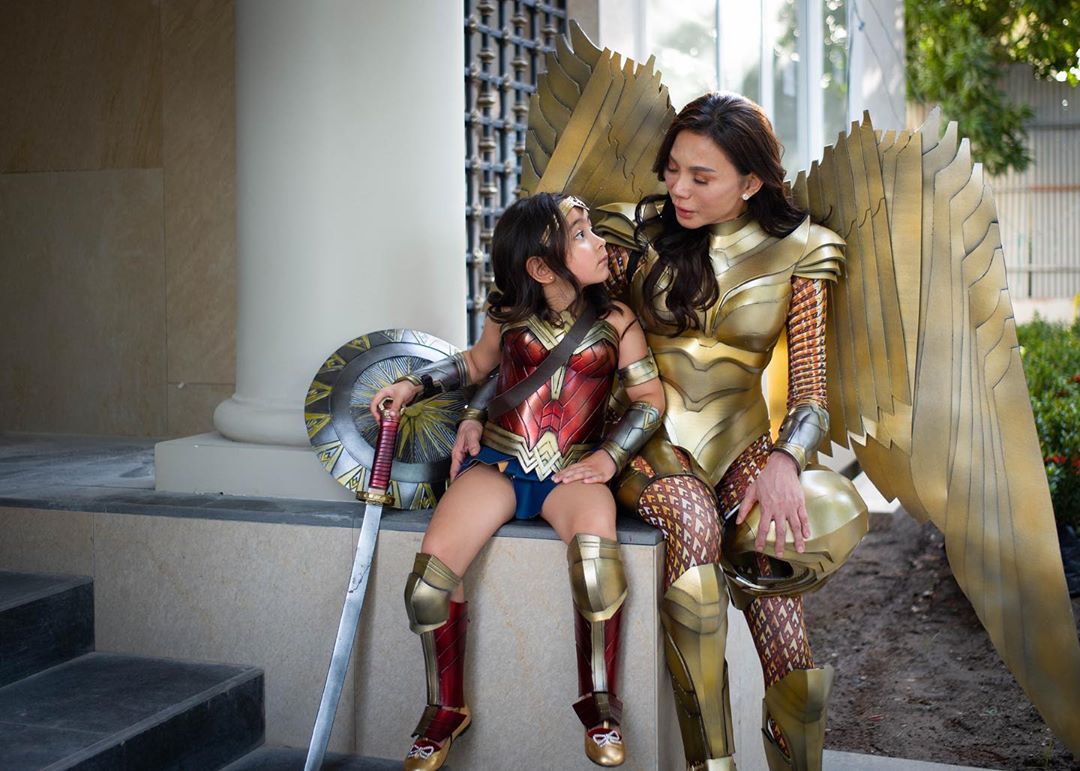Scarlet Snow and Dr. Vicki Belo as heroes