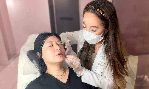 The-What,-How,-And-Solutions-to-Jowling-Skin